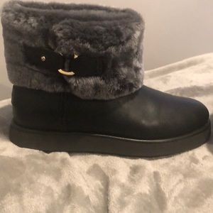 UGGS/Shearling Mini